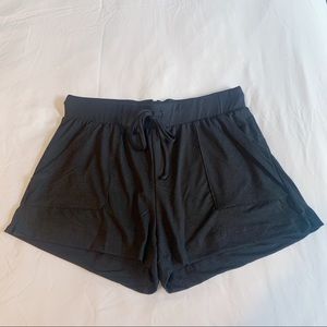 | SOLD | NWOT Black & Grey Seersucker Shorts